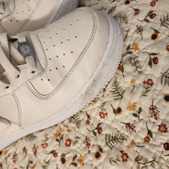 Nike Air Force 1 Off-White Sneakers  Women's Size 11 🎉HP X 3🎉 - Picture 7 of 9